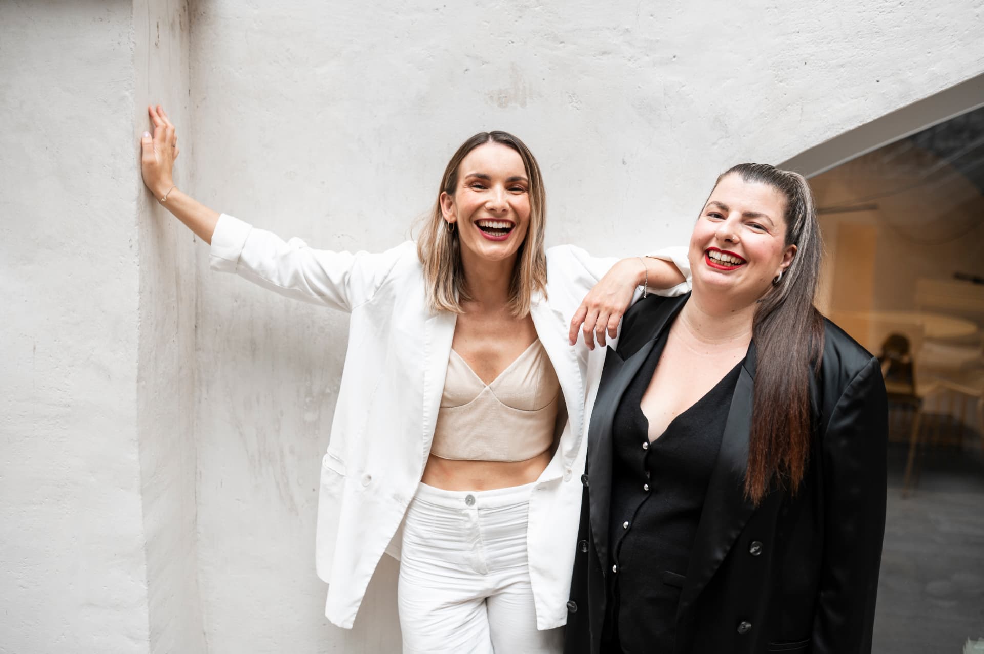 Christina Teusl und Denise Vorraber